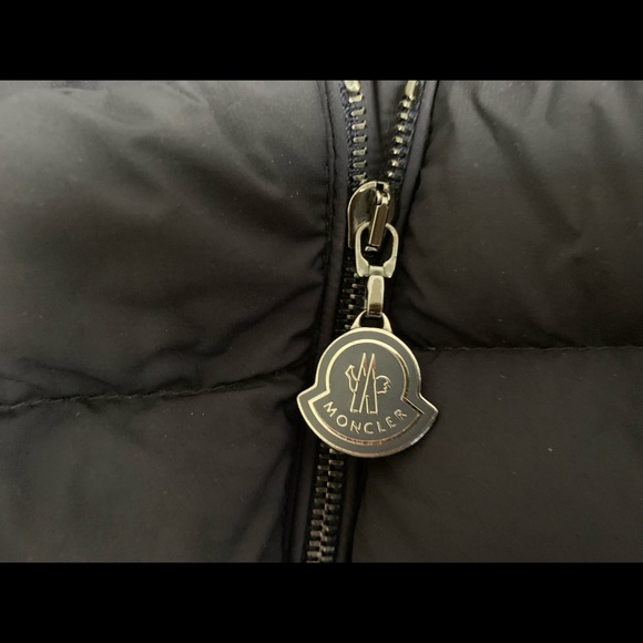 Moncler down jacket sz 3 - Picture 12 of 15
